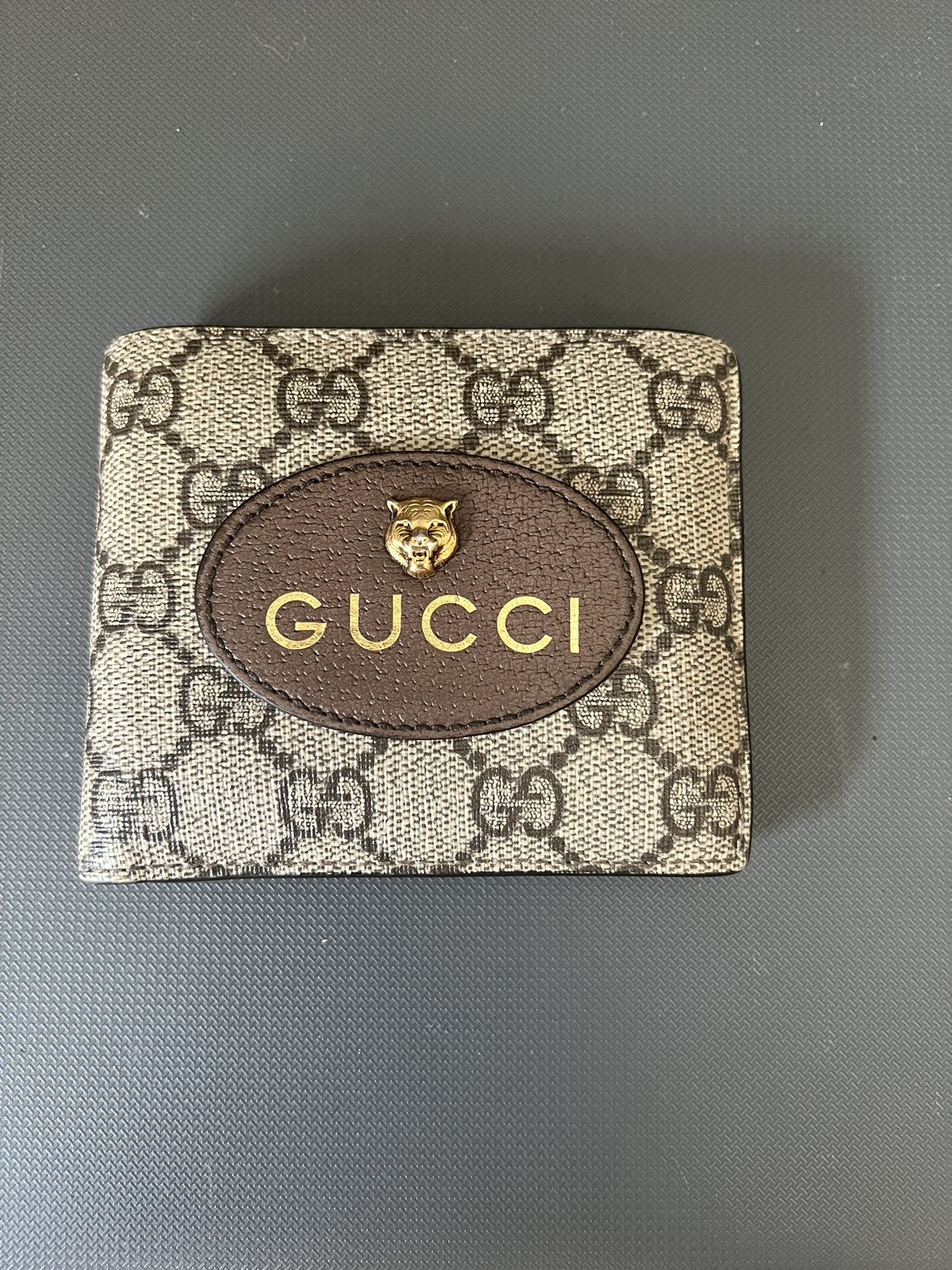 Gucci Lion Emblem Wallet