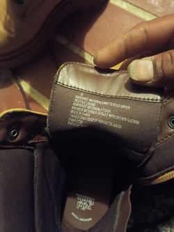 Work shoes