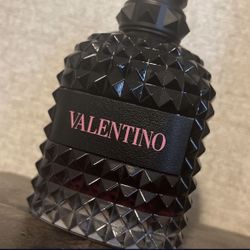 Valentino Born In Roma Colonge 3.4 Oz