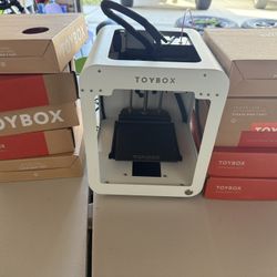 TOYBOX 3D Printer Kid Friendly With Extras