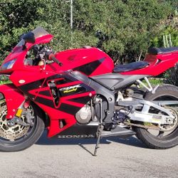 2006 CBR600RR with 6,134 Miles!