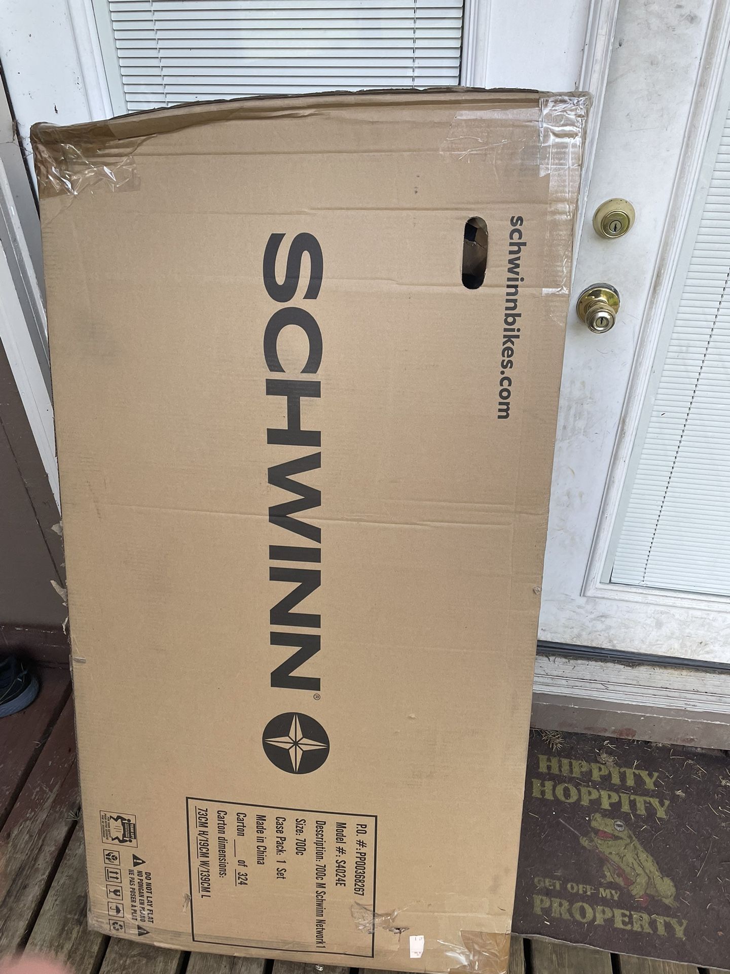 New In Box Schwinn 700c Bike