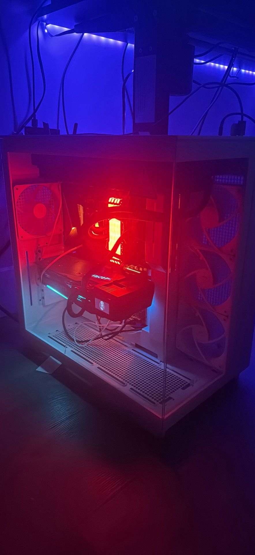 Gaming Pc With Keyboard Headset And Mouse