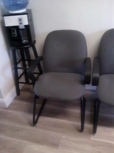 Sitting Chair Brand New Booth For 40$