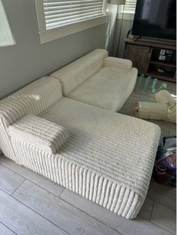 Sectional white couch