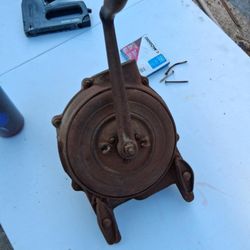 Antique Annular Corn Sheller 