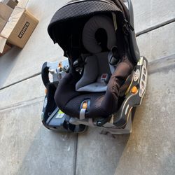 Chico Baby Car Seat With Two Bases