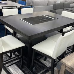 Tommy white with glass top Table no credit check 🚚delivery option $1049