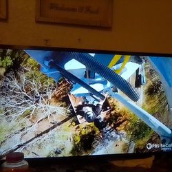 32" Samsung Smart TV
