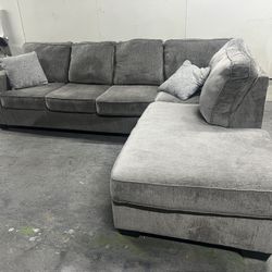 SECTIONAL COUCH SOFA