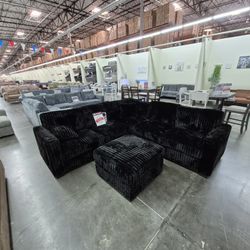 NEW BLACK SECTIONAL SOFA 