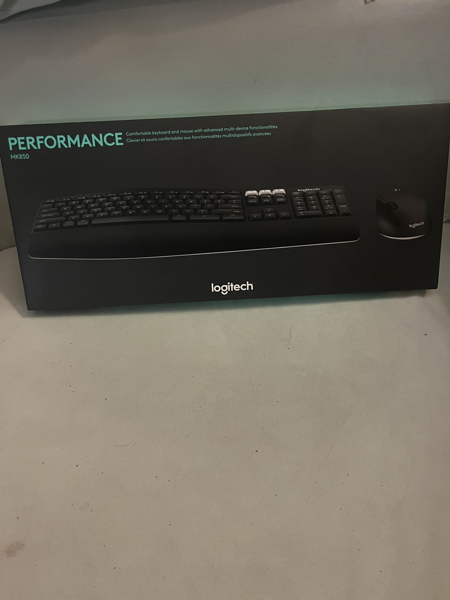 New Logitech Mk850 Wireless Mouse And Keyboard