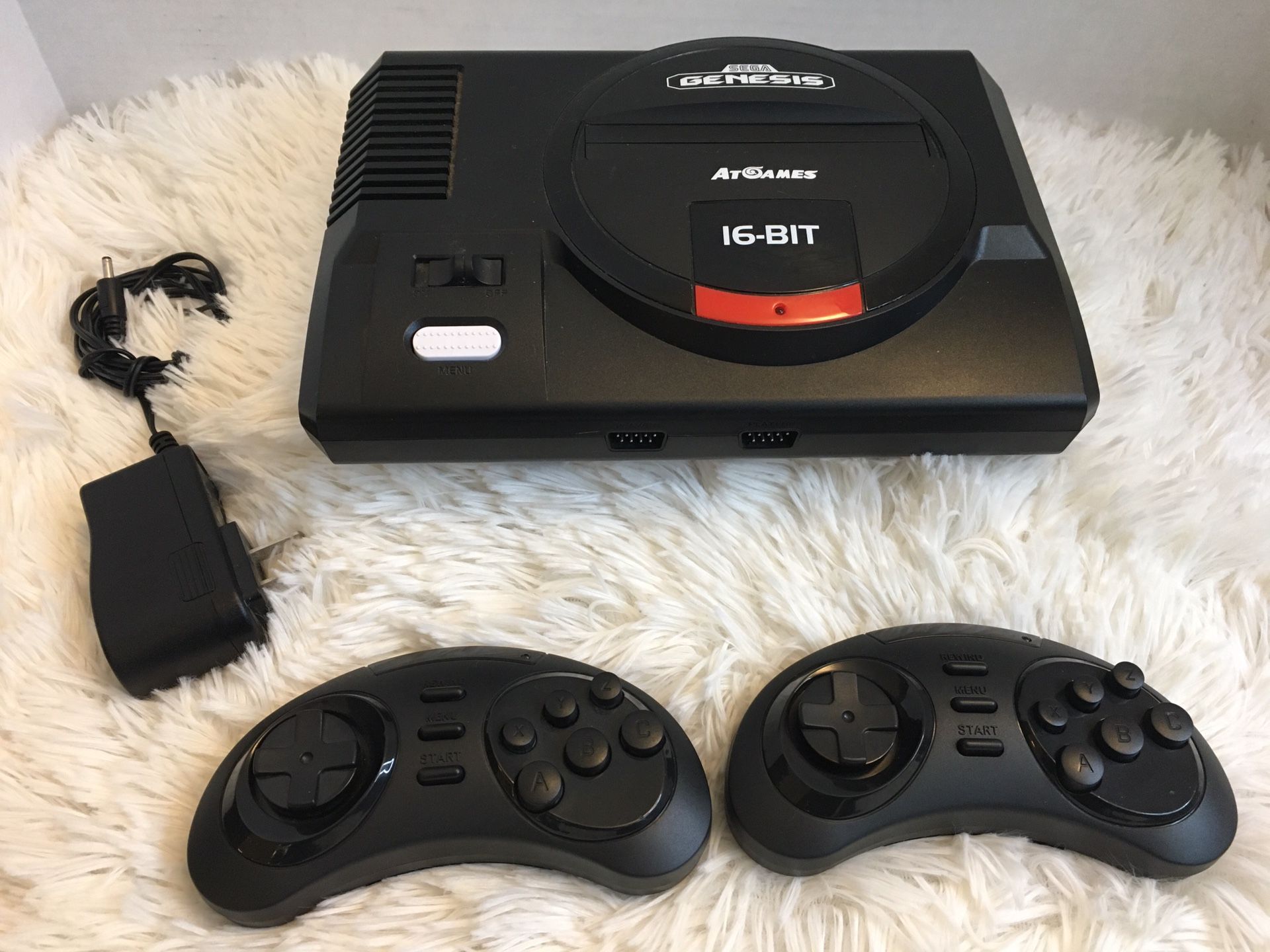SEGA Genesis Flashback HDMI Console Classic 2 Wireless Controllers
