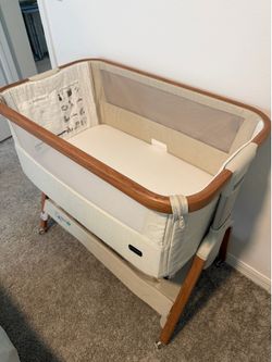 Tutti Bambini CoZee® Air Baby Bassinet & Bedside Sleeper - Scandinavian Walnut & Ecru