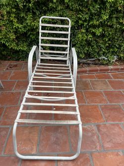 Lawn Chairs 