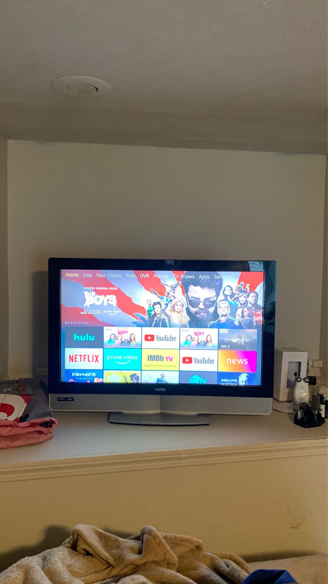 36 Inch Vizio HDTV