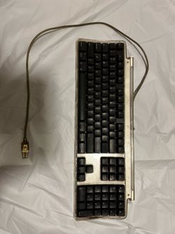 Apple Pro USB Wired Keyboard M7803 Clear/Black Vintage Mac