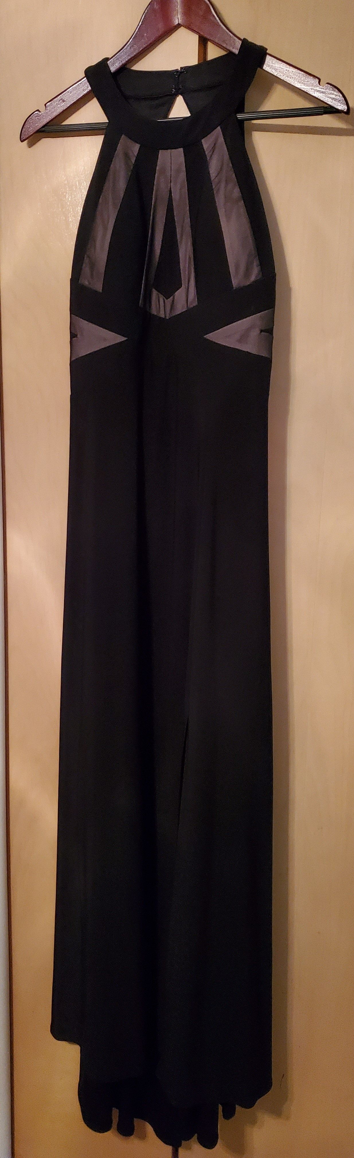 LONG EVENING DRESS