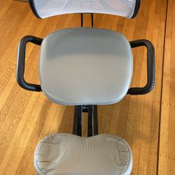 Ergonomic Kneeling Chair With Back Support 