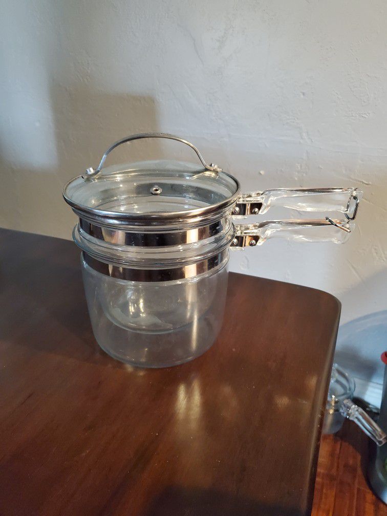 Vintage Pyrex glass double broiler for Sale in Chandler, AZ - OfferUp