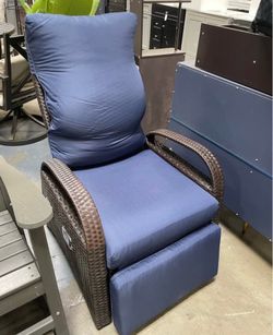 Sell AS IS New Assembled Outdoor Wicker Recliner Chair with Side Table