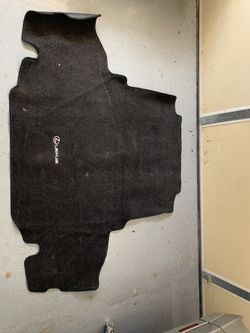 Lexus truck carpet Like new