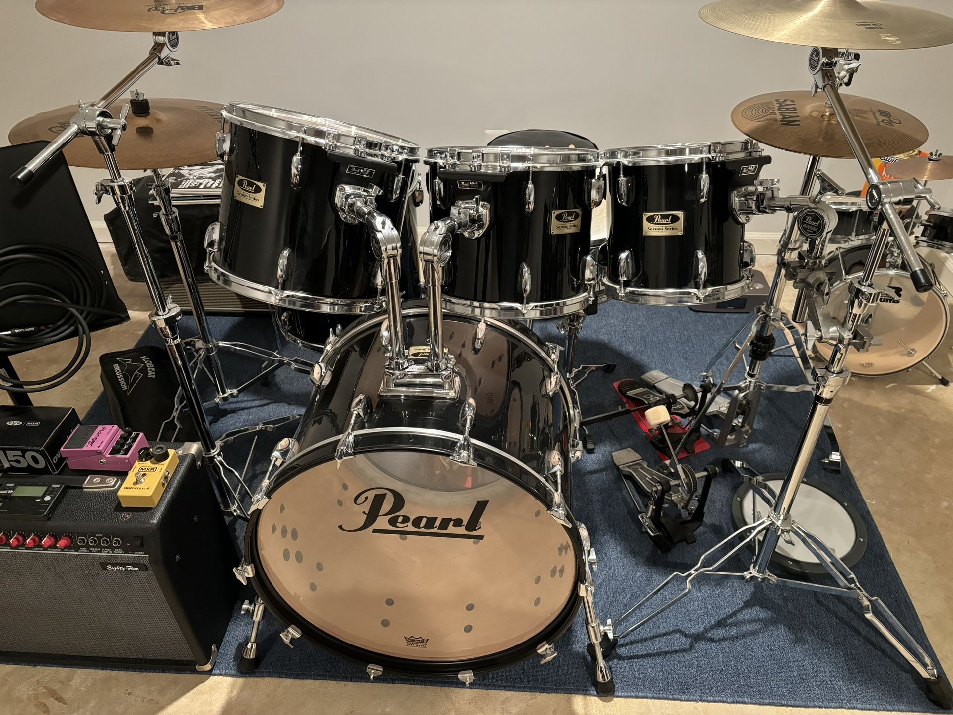 Six piece pearl session series DW double bass pedal