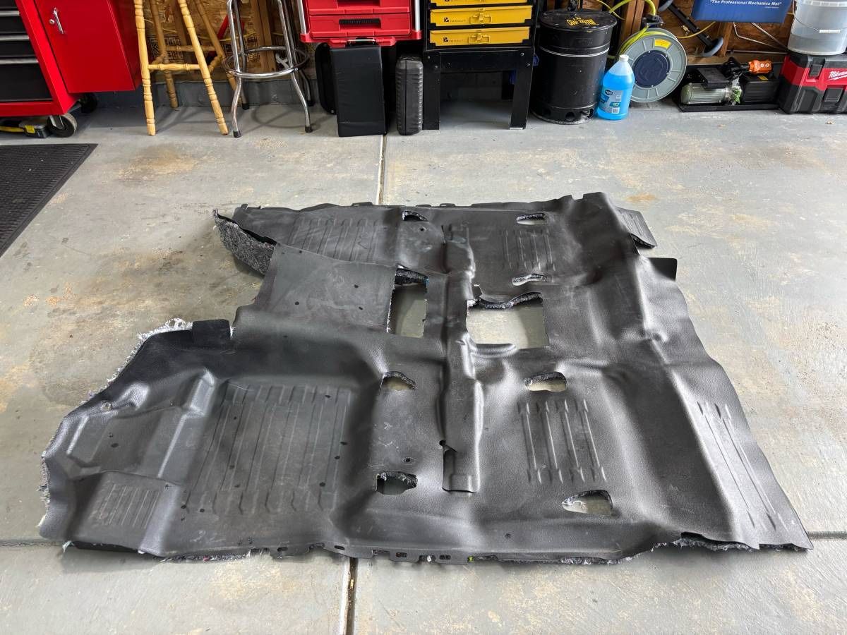 Ford F150 21-26 Reg Cab Oem Rubber Flooring 