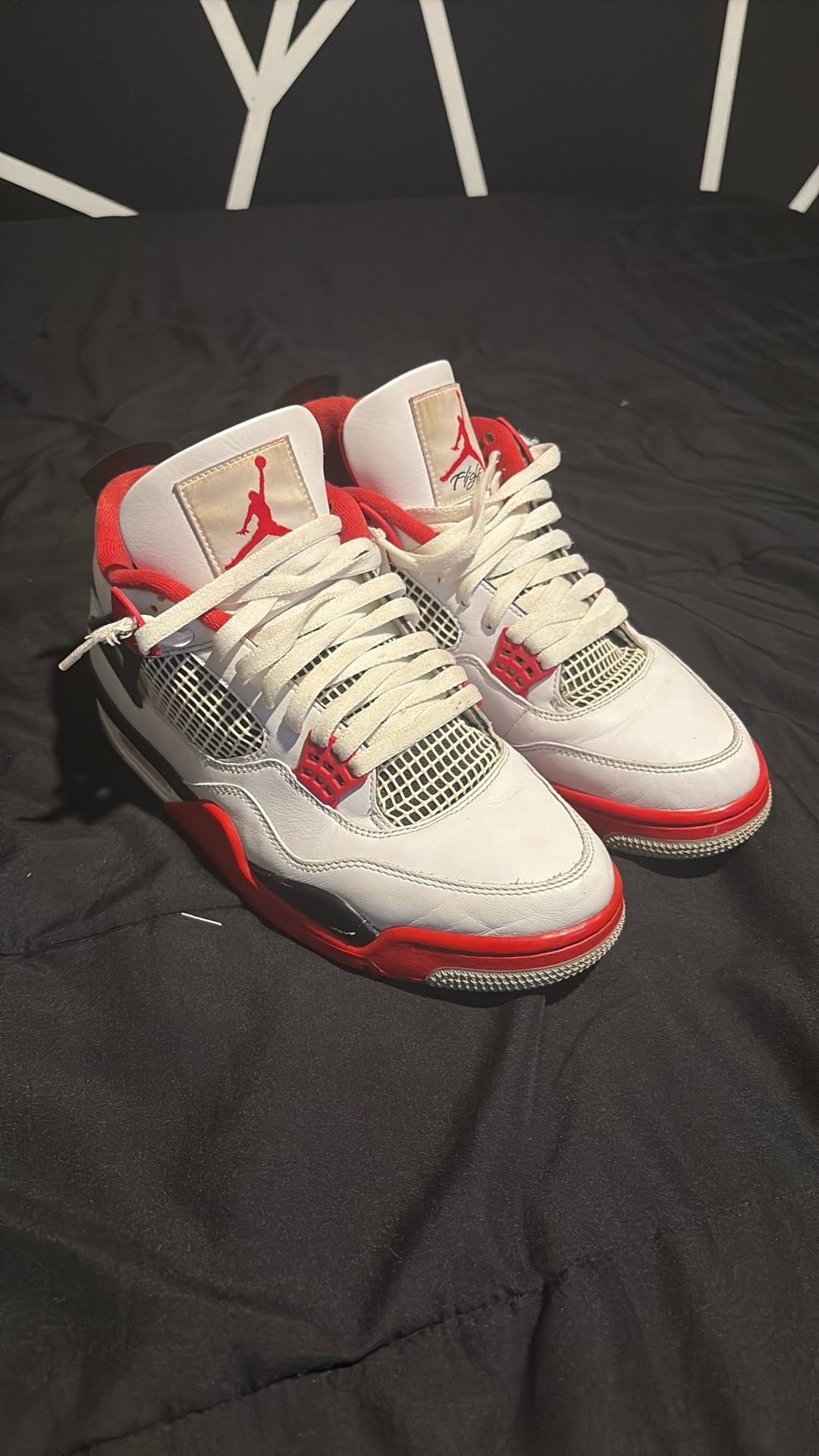 Jordan 4 Fire Red