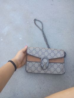 Gucci shoulder purse