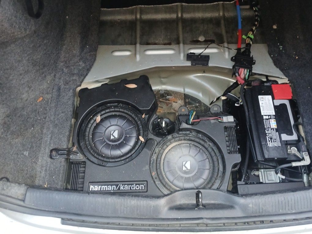 Dodge Charger Harmon Kardon Sub Box W. Kicker Sub Upgrade And Mono AMP Rockford