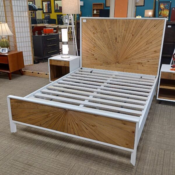White Pattern Front Queen Bed