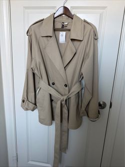 H&M Divided Women's Tan Double Breasted Trench Coat Belted Classic Style