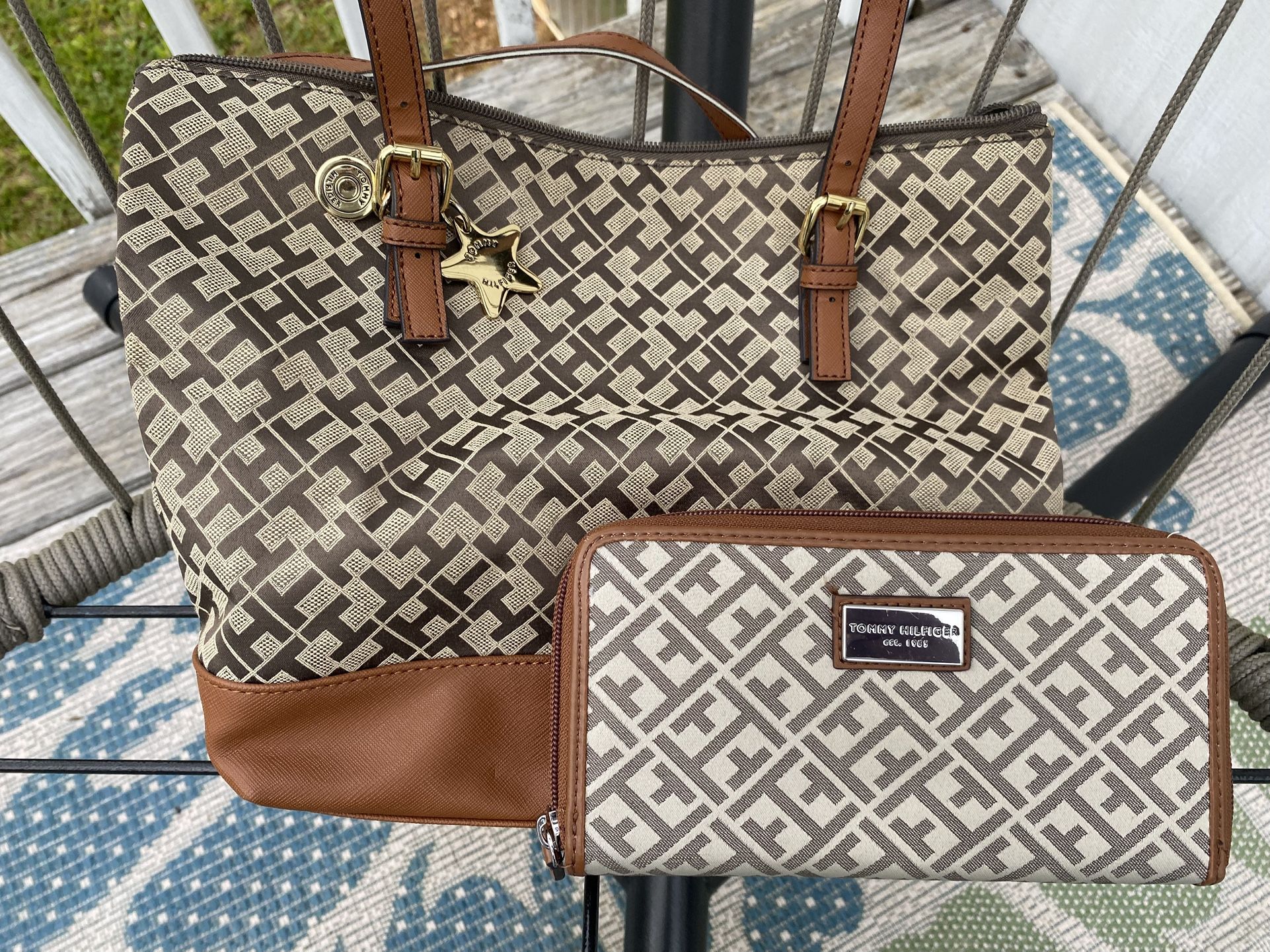 Tommy Hilfiger Purse and Wallet