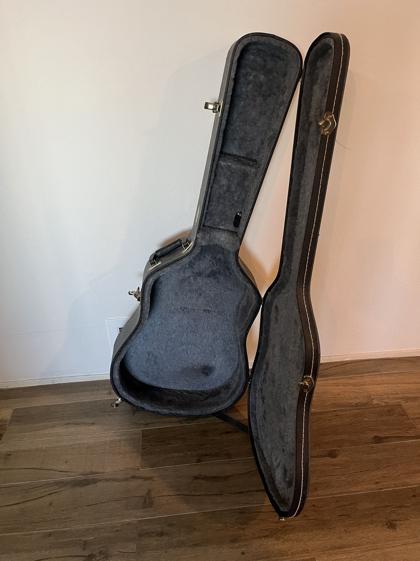 TKL Acoustic Guitar Case Hard Shell