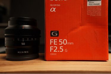 Sony 50mm 2.5 (Lightly Used)