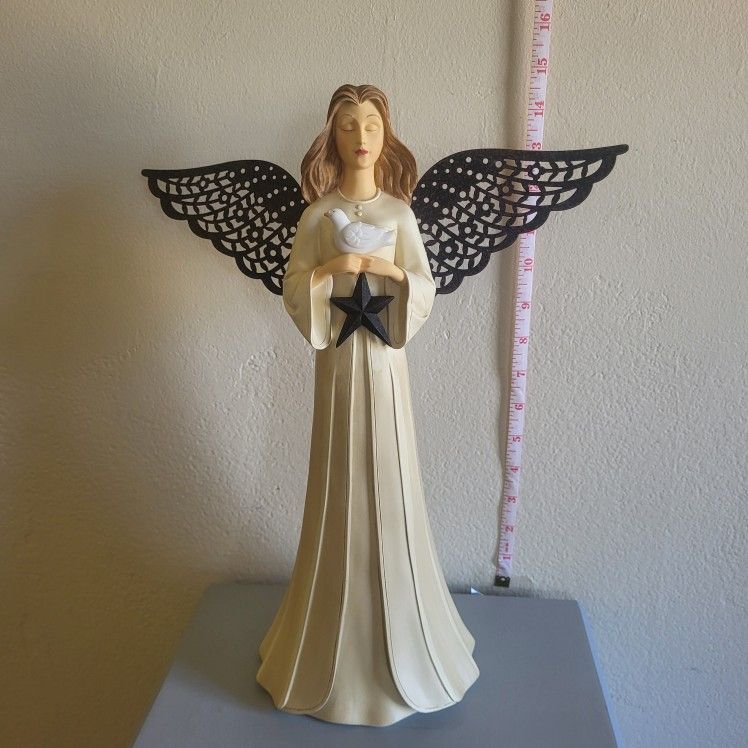 Retired PartyLite Angel's Watch with Dove and Star. 