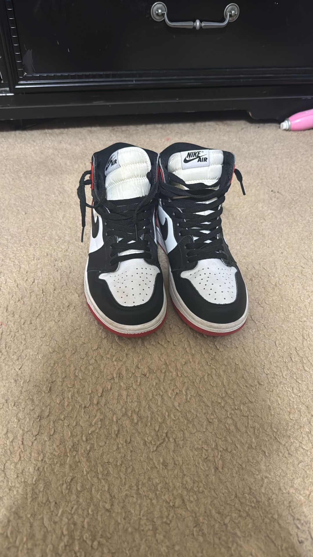 Jordan 1s Retro High Satin Black Toe