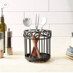 Utensil holder