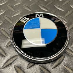 Trunk Lid Emblem Roundel