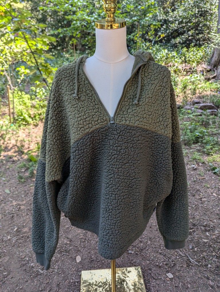 Victoria's Secret PINK Green Sherpa