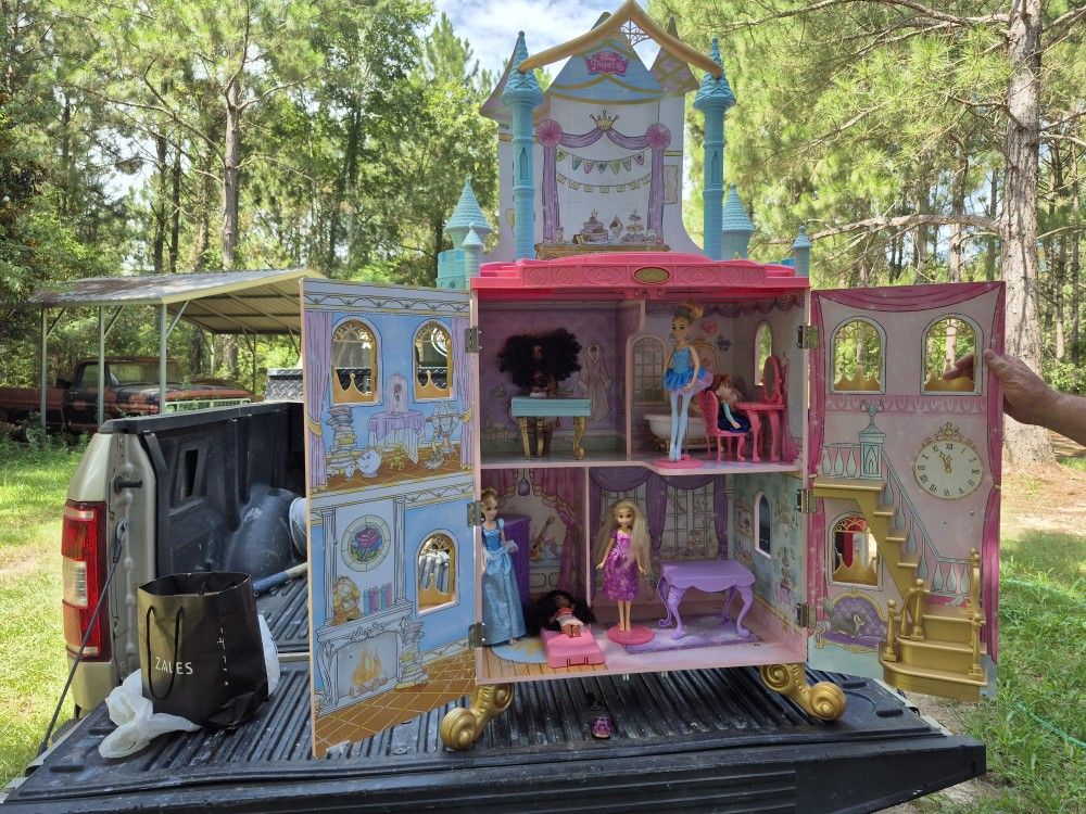 Barbie Dream House