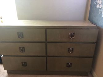 Dresser