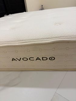 Avocado hybrid king mattress