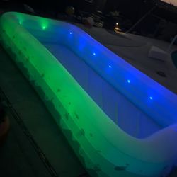 Inflatable Pool Wit Solar Powered Rgb Lights 