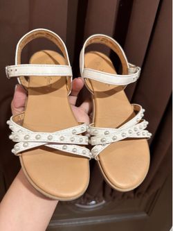 Girl summer sandals