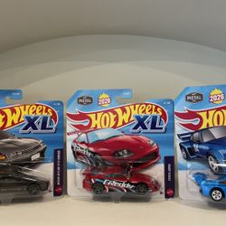 Hot Wheels XL: Porsche, Skyline, Supra