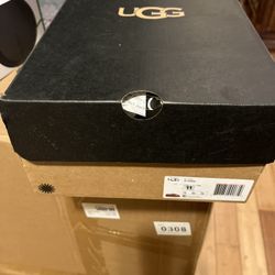 Uggs Slippers