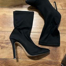 Sock Boots Size 7