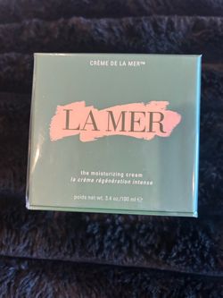 La Mer Crème de la Mer Cream Moisturizer for Anti-Aging and Barrier Repair, 3.4 oz. * 4.7 (8,151) PAIR IT WITH V cal